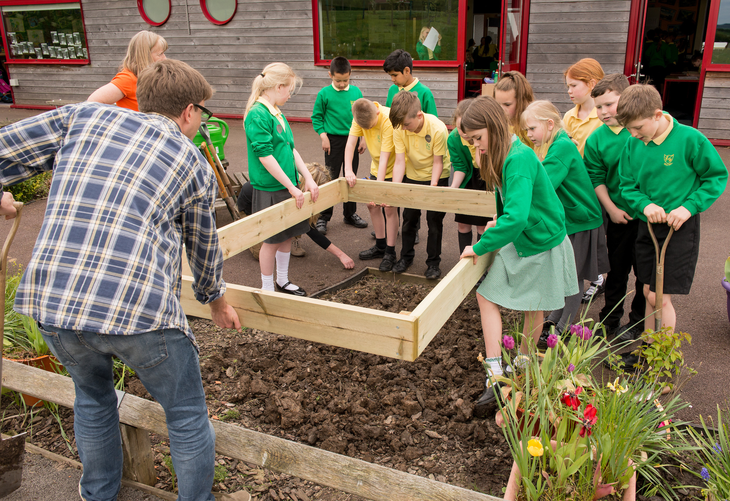 Gilthill Primary School planting workshop Gilthill Primary School planting workshop