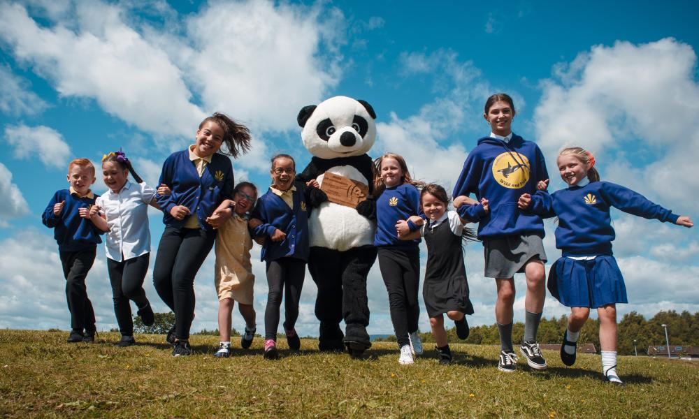 Sunnyside Primary School Green Ambassadors Green Team Award winners © Callum Bennetts / WWF-UK