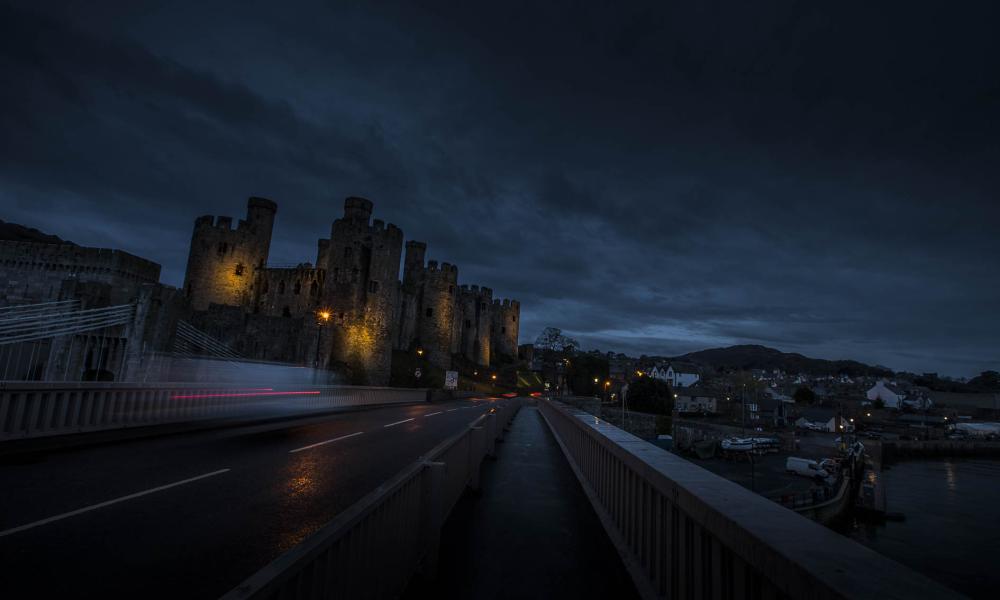 Earth Hour Wales. Caernarfon Castle. Credit - Mike, Eye Imagery, WWF Cymru