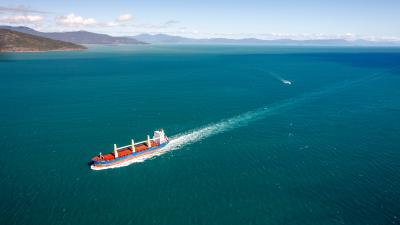 Cargo ship - © WWF / James Morgan Cargo ship