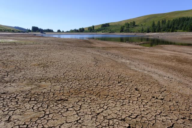 Cracked mud at Beacons Reservoir
