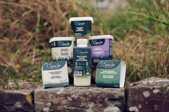 roduce from Fferm Glancynin - including soft cheese, yoghurt and kefir.