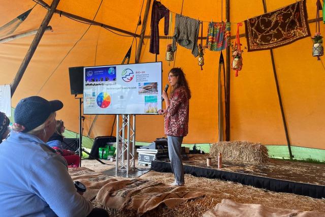 Jessica McQuade talk at the Big Retreat Festival