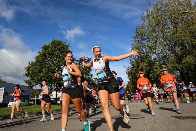 Cardiff Marathon WWF runners