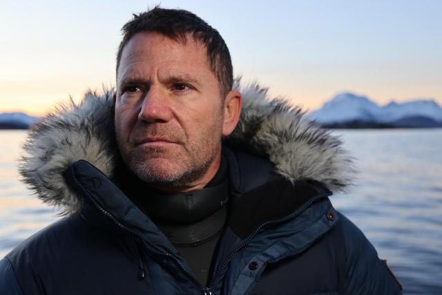 Steve Backshall headshot