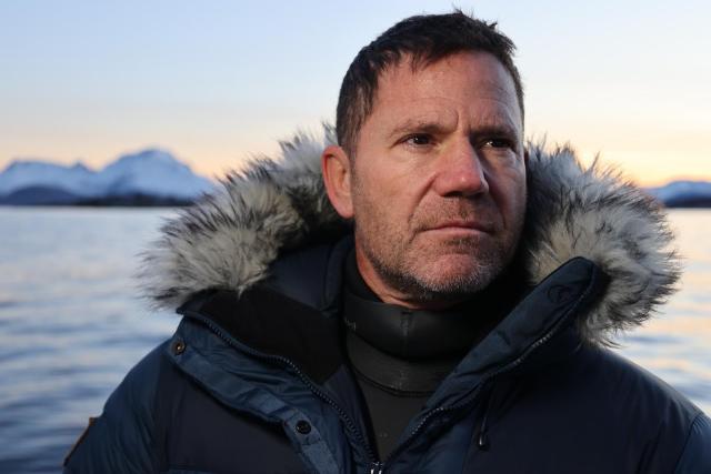 Steve Backshall in polar region