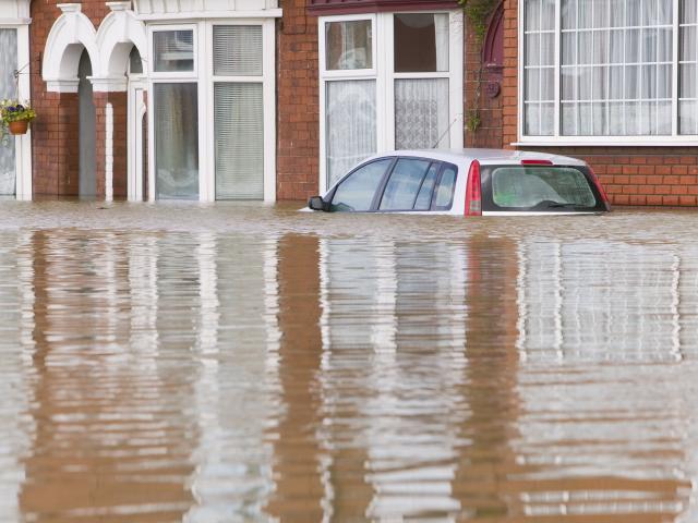The main street of toll Bar near Doncaster South Yorkshire, UK, hit by unprecedented floods during June 2007. © Global Warming Images / WWF