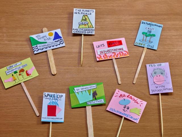 Get Deforestation #OffOurPlates - Placards