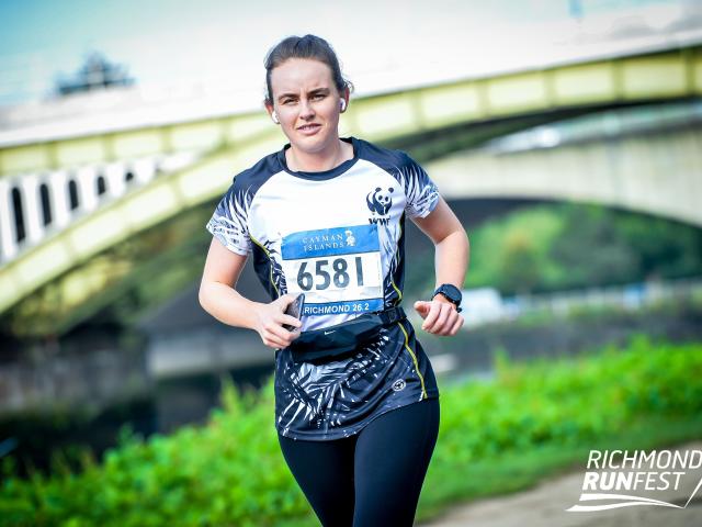 WWF runner at Richmond Bridge