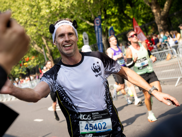 WWF Runner at the 2025 London Marathon