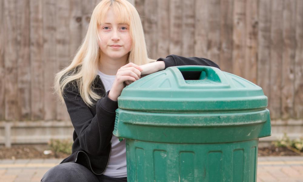 Nadia Sparks - Trash Girl landscape