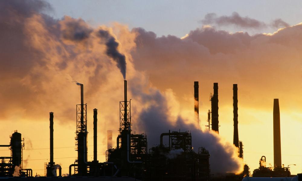Petrochemical works on Teeside releasing pollutants and carbon emmissions UK.