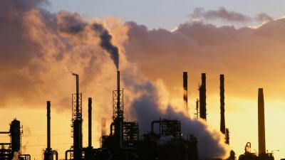 Petrochemical works on Teeside releasing pollutants and carbon emmissions UK.
