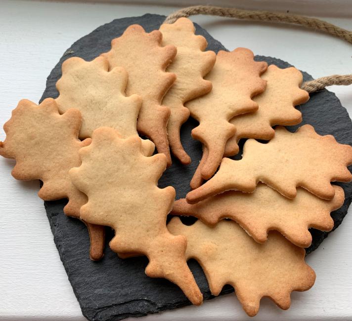 A plate of leaf shaped biscuits A plate of leaf shaped biscuits