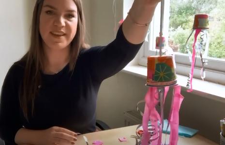 Make a recycled jellyfish