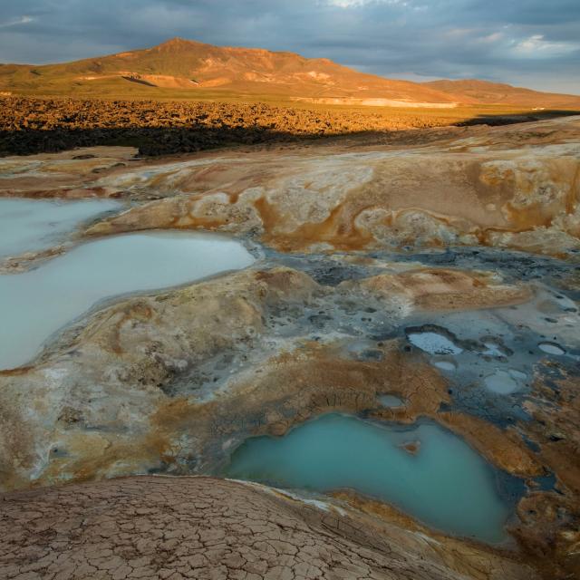 Hot springs with sulpur deposits, Leirhnjukur, Iceland